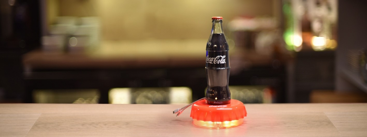 Oculto Jarra Sumamente elegante Supercharger - Recárgate con Coca-Cola